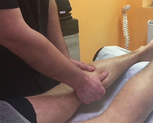 Masaje de piernas profesional, quiromasajista en León